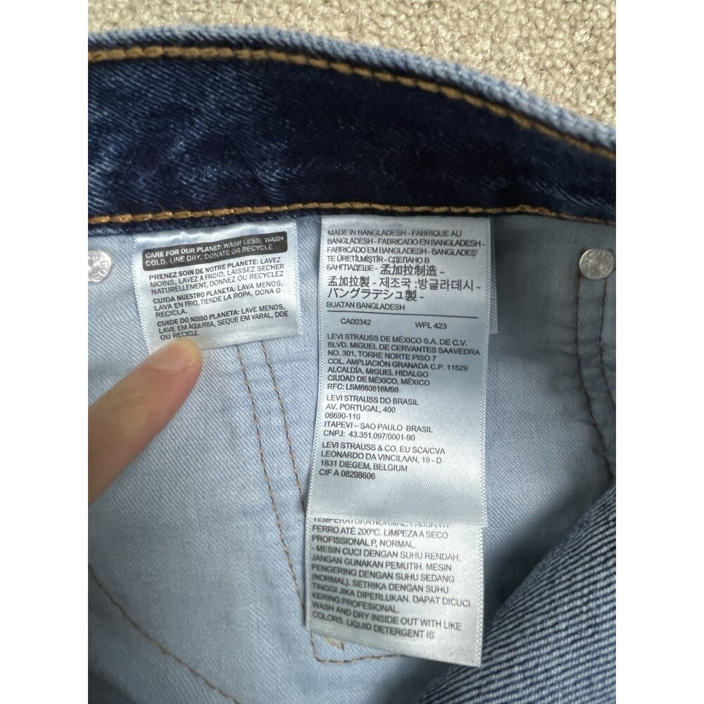 Levi's 505 Regular Fit Straight Leg Denim Blue Jeans Mens Size 42 x 29.5 EUC - Picture 5 of 11
